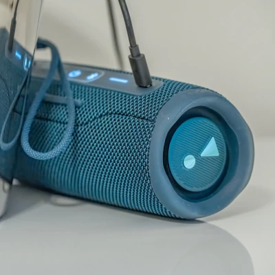 blue bluetooth speaker